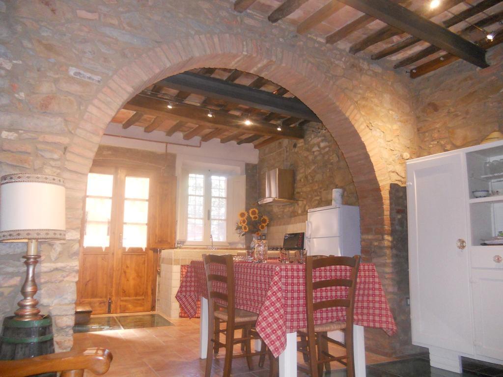 Apartment Casa Antica Chianni Pokój zdjęcie