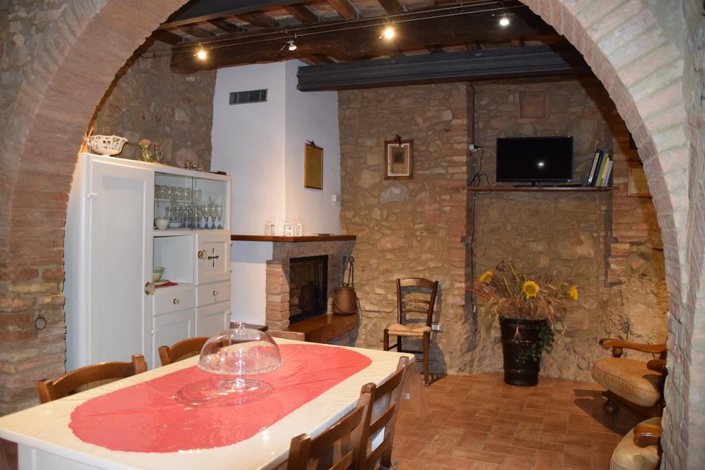 Apartment Casa Antica Chianni Zewnętrze zdjęcie